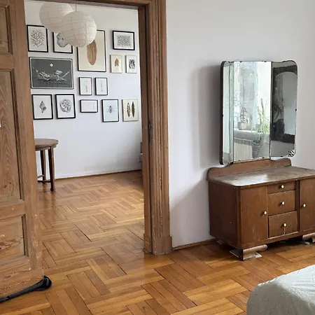 Apartment Cozy Flat With Parking Space Poznan