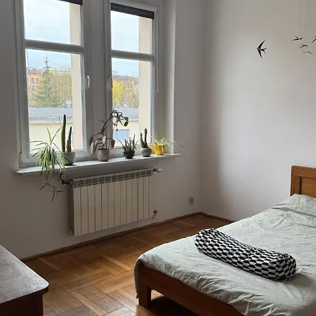 Cozy Flat With Parking Space Apartment