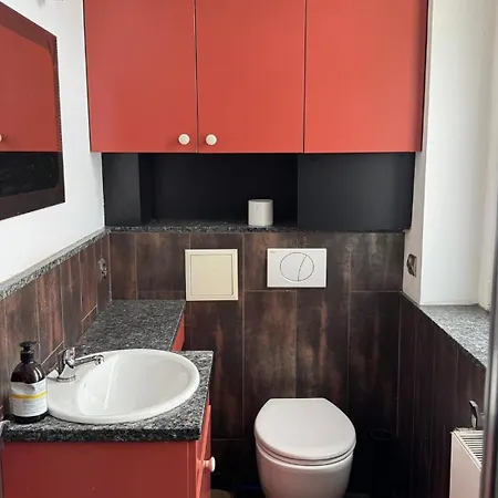 Cozy Flat With Parking Space Apartment Posen